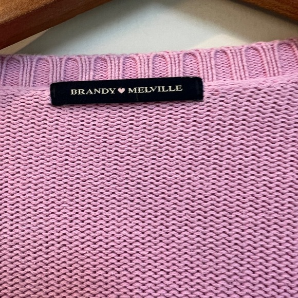 Brandy Melville bubblegum pink cardigan - Picture 3 of 8
